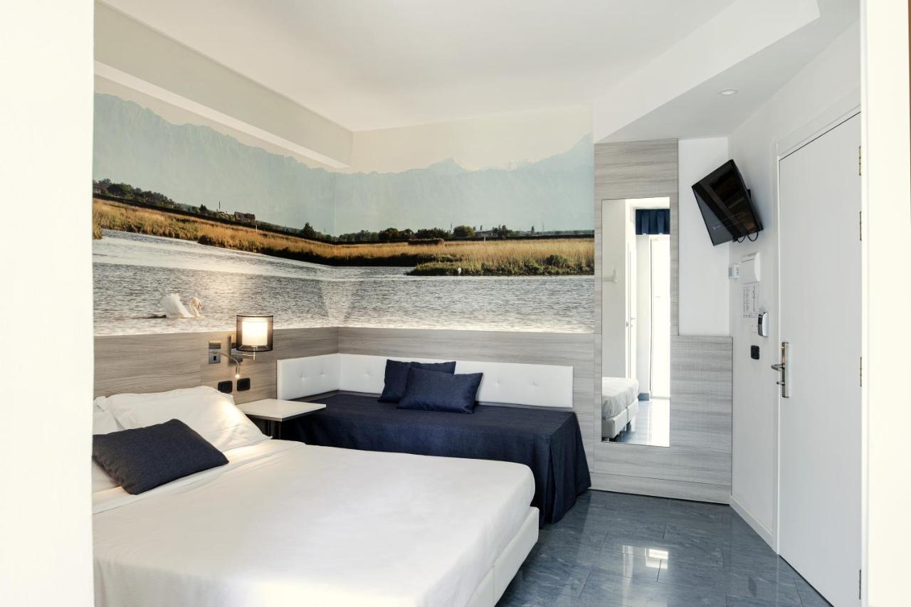 Hotel Parigi Bibione Eksteriør bilde