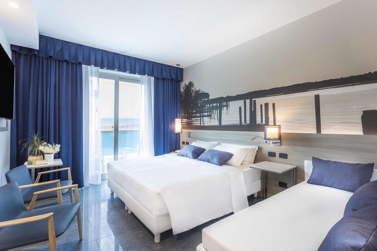 Hotel Parigi Bibione Eksteriør bilde