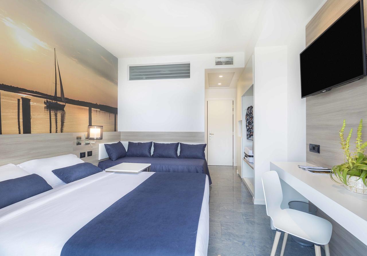 Hotel Parigi Bibione Eksteriør bilde